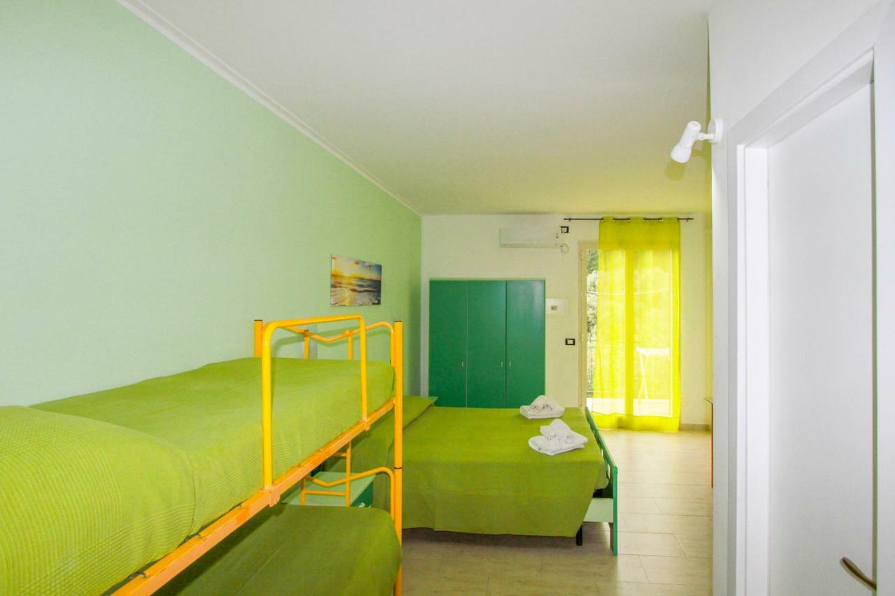 Residence Calava Gioiosa Marea Buitenkant foto